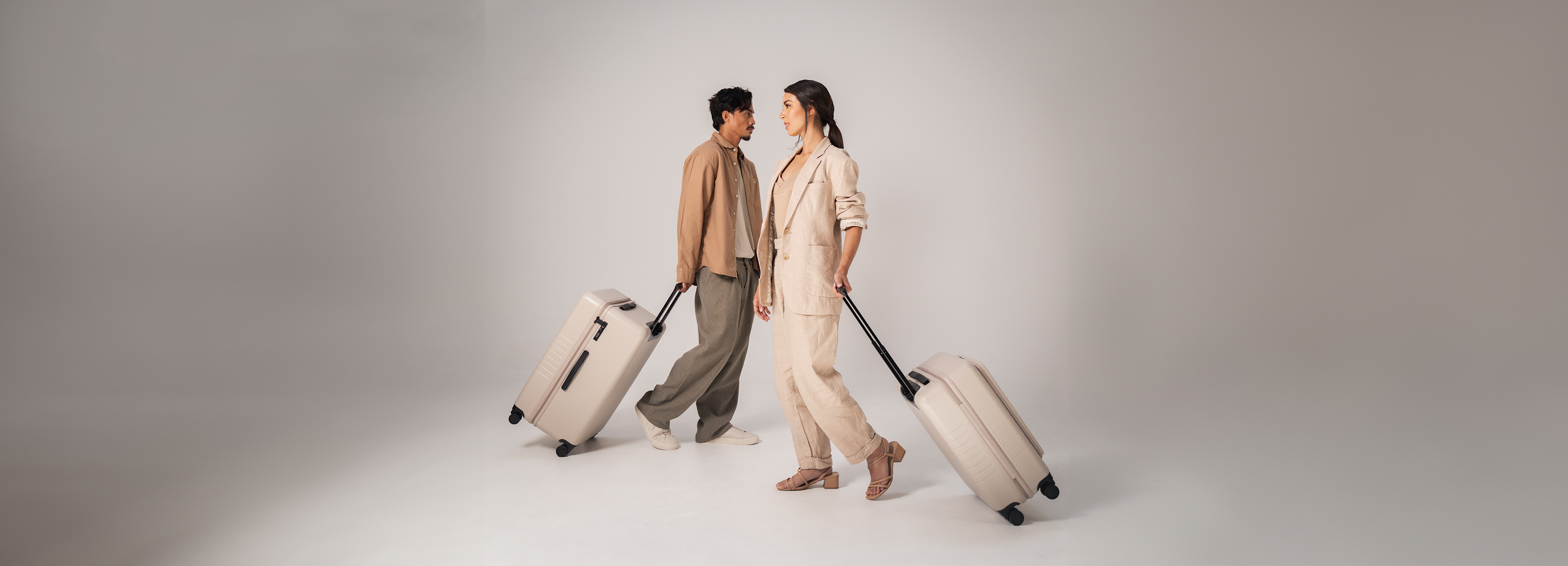 Travel in Style with GALA Premium Luggage for the Modern Traveler